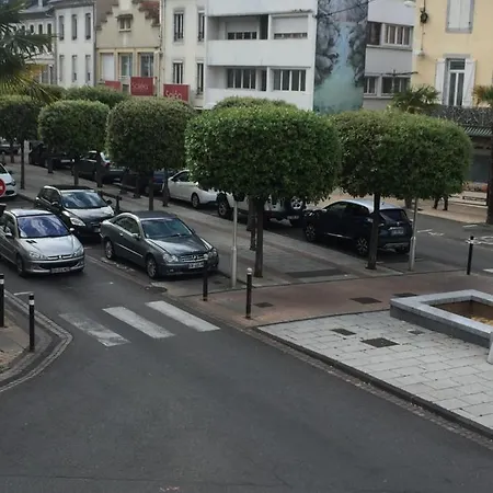 Moderne Au Centre